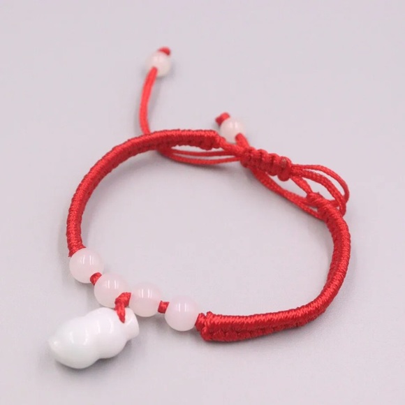 💗 Jade Beaded Macrame Bracelet 7”-8” adjustable NEW - Picture 2 of 4